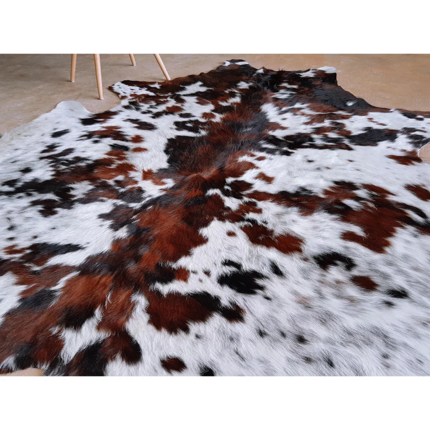 White Tri-pattern Organic Cow Rug
